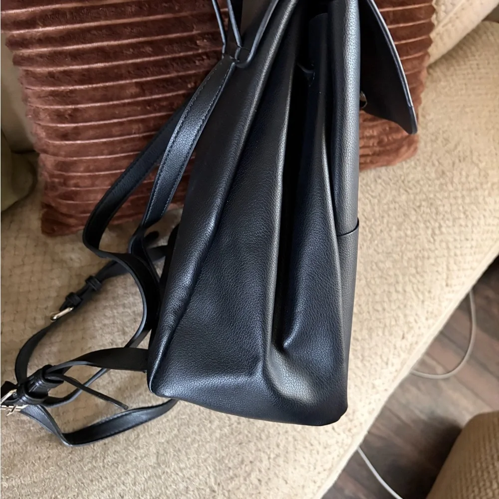 Zara Backpack - Picture 5 of 6